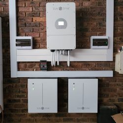 Sunsynk 8KW inverter and Sunsynk 5.32